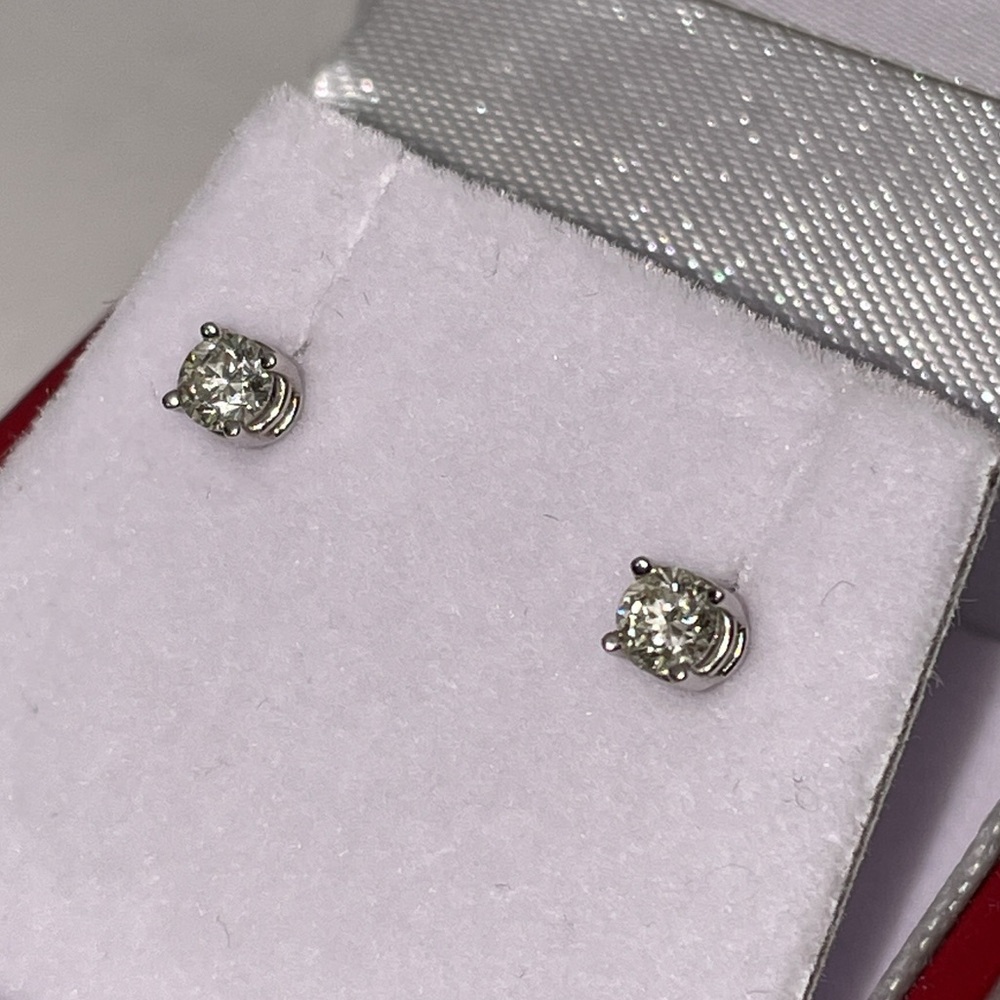 Solid Stamped 14K White Gold Natural Diamond Round Cut Solitaire Stud Earrings